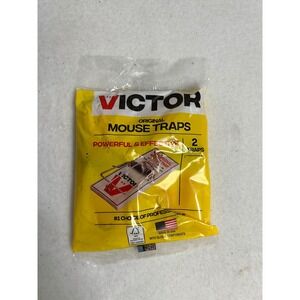 Pest Control Victor 2 Pack Wood Metal Original Mouse Traps M150 Snap Trap